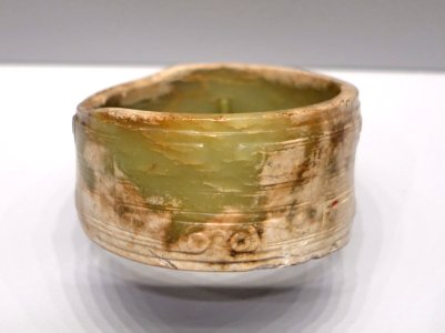 Bracelet, China, Neolithic or Shang period, 2000-1500 BC, nephrite - Arthur M. Sackler Museum, Harvard University - DSC00799