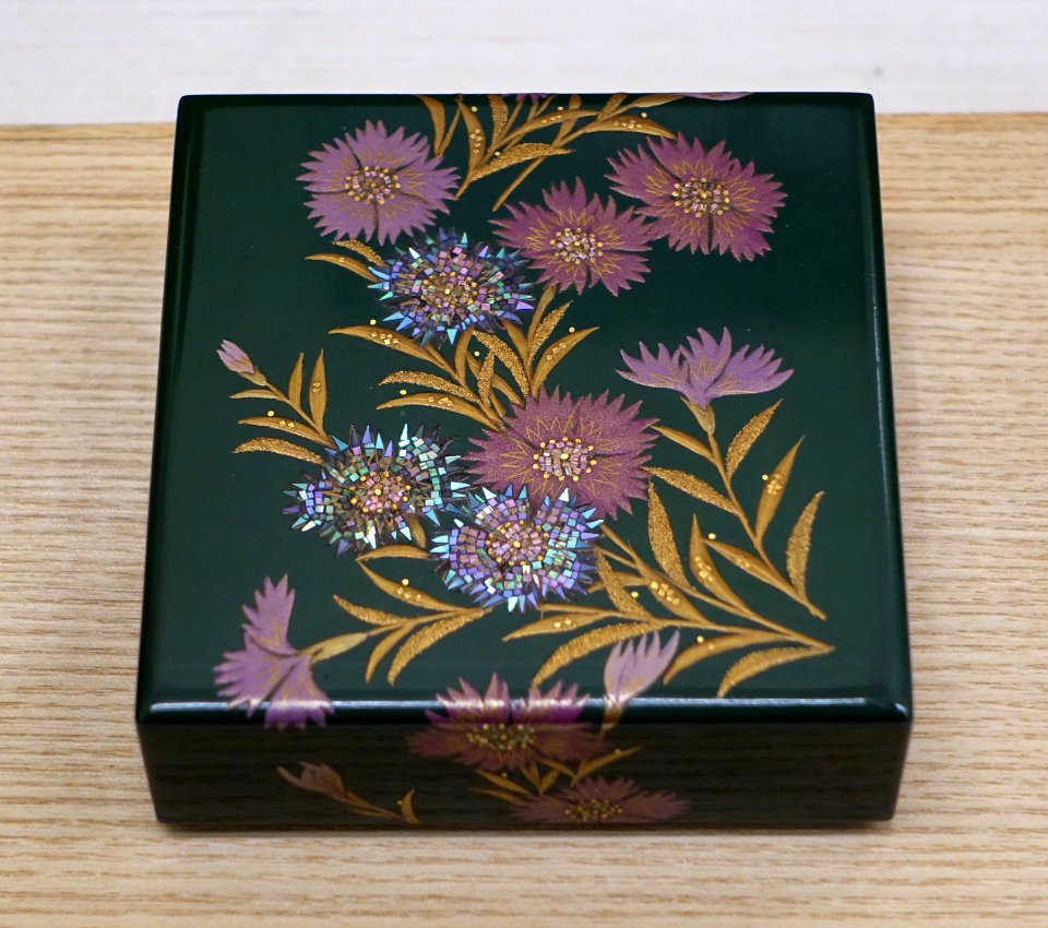 Box - Ishikawa Prefectural Museum of Traditional Arts and Crafts - Kanazawa, Japan - DSC09933