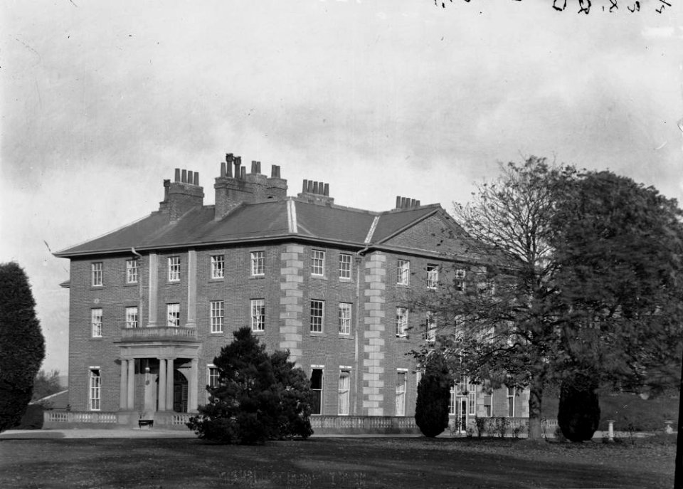 Brampton Bryan Hall (1294124)