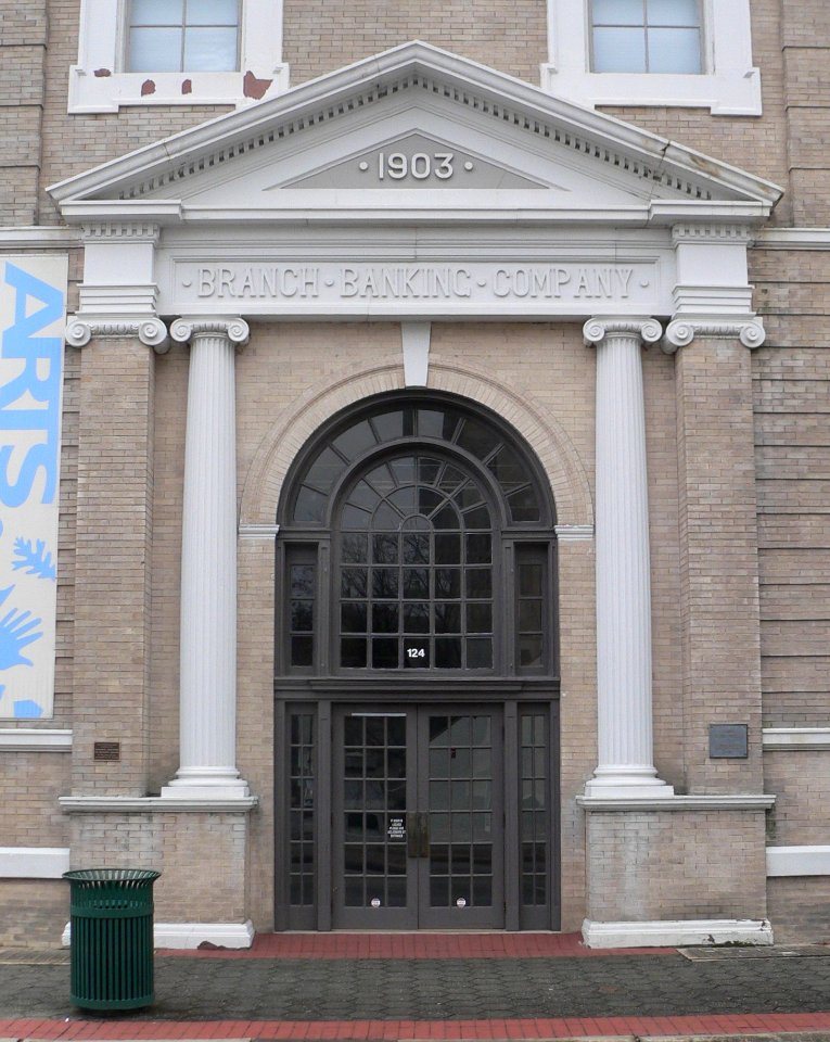 Branch Banking Company (Wilson NC) NE entrance 1