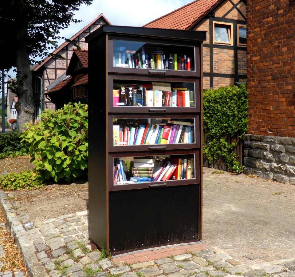 Brackstedt Bücherschrank