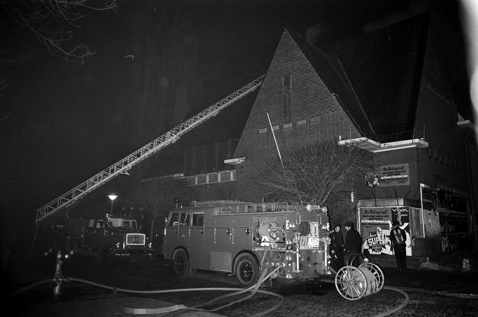 Brand in Minervapaviljoen in Amsterdam, Bestanddeelnr 926-1709