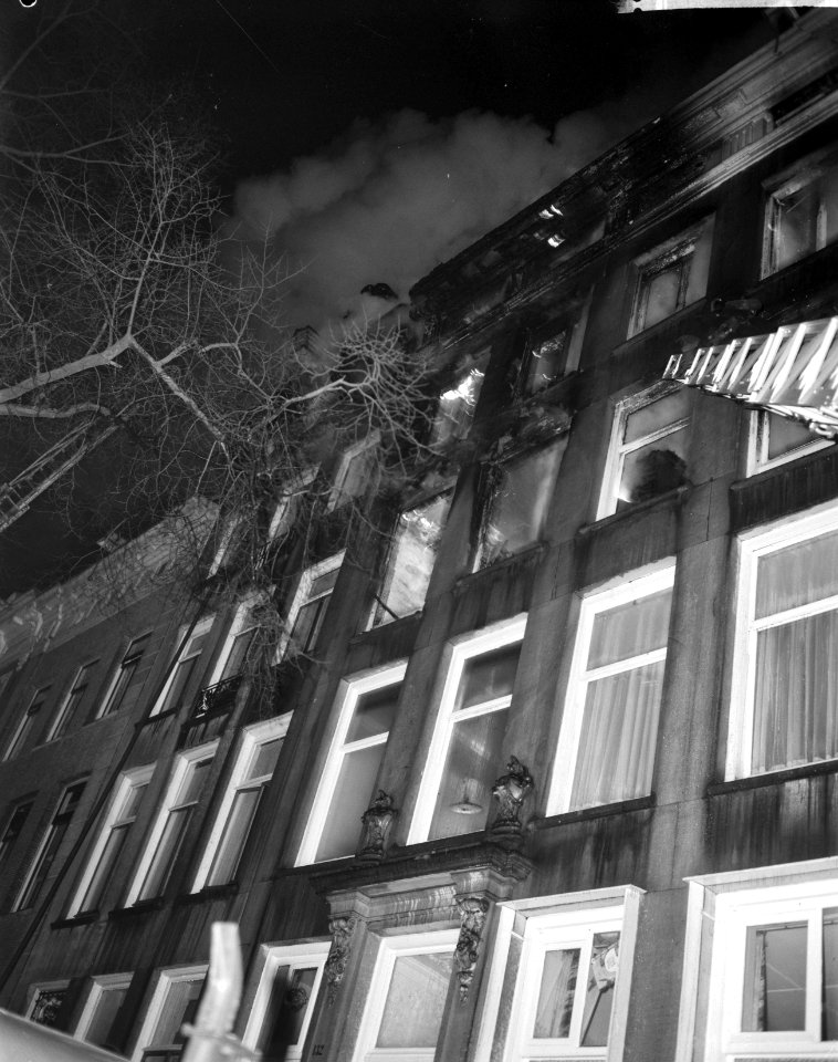 Brand in perceel Singel 132 te Amsterdam, Bestanddeelnr 914-7760