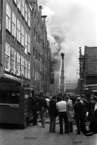 Brand in plasticfabriek Amsterdam op Prinseneiland, Bestanddeelnr 924-8108