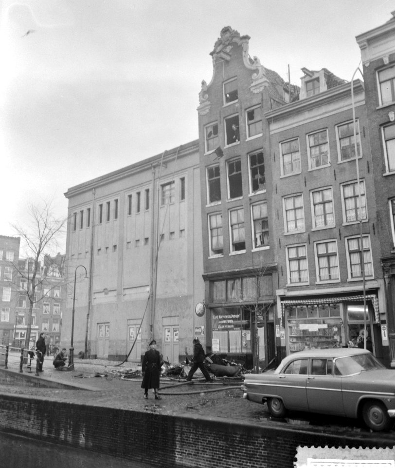 Brand in hotelletje op de Leliegracht te Amsterdam 4 doden, 3 vrouwen en 1 man, Bestanddeelnr 910-8647