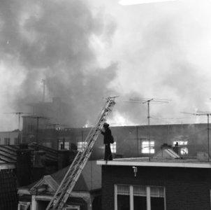 Brand in pakhuis van Blauwhoed aan de Nieuwe Vaart overzicht, Bestanddeelnr 916-4979