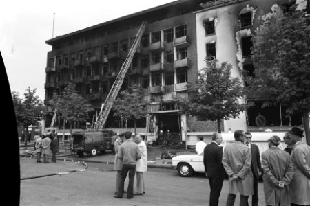 Brand in hotel t Silveren Seepaerd in Eindhoven elf doden, Bestanddeelnr 924-9819