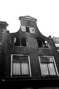 Brand in Haarlem in de Schaggelstraat, de afgebrande woning, Bestanddeelnr 916-6673