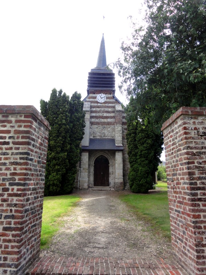 Braye-en-Thiérache (Aisne) église (02)