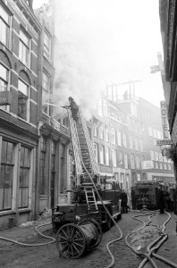 Brand in de Warmoesstraat te Amsterdam, Bestanddeelnr 914-7452
