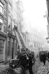 Brand in de Warmoesstraat te Amsterdam, Bestanddeelnr 914-7451