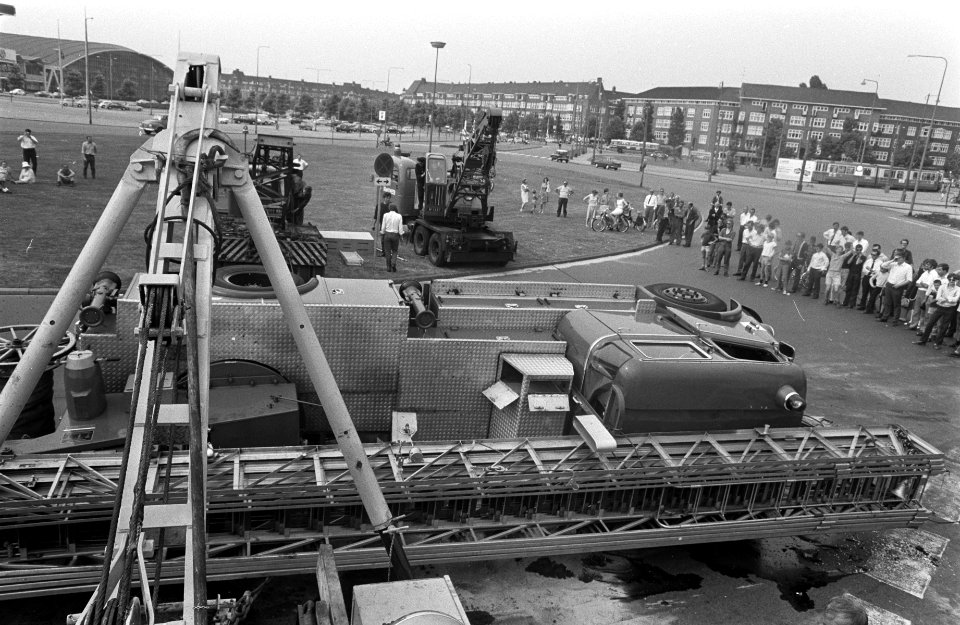 Brandweer, ladders, auto's, Bestanddeelnr 922-6683