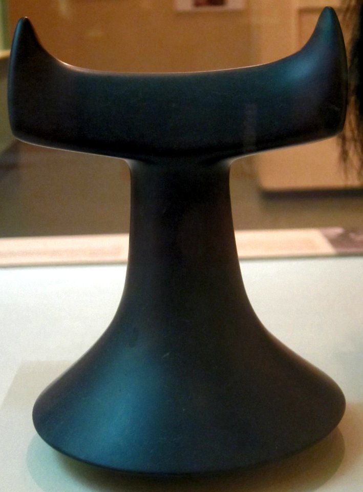 Breadfruit pounder, French Polynesia, Tahitian people, polished basalt, HAA