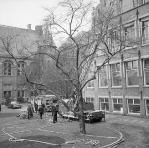 Brand in Tropenmuseum, gedeelte van dak werd verwoest, Bestanddeelnr 917-5560