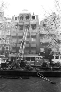 Brand in sexclubs aan de Oude Zijds Achterburgwal in Amsterdam, 13 doden nablus, Bestanddeelnr 932-8113
