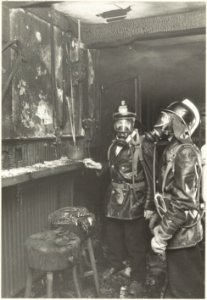 Brand in café 't Monopole. NL-HlmNHA 54025692