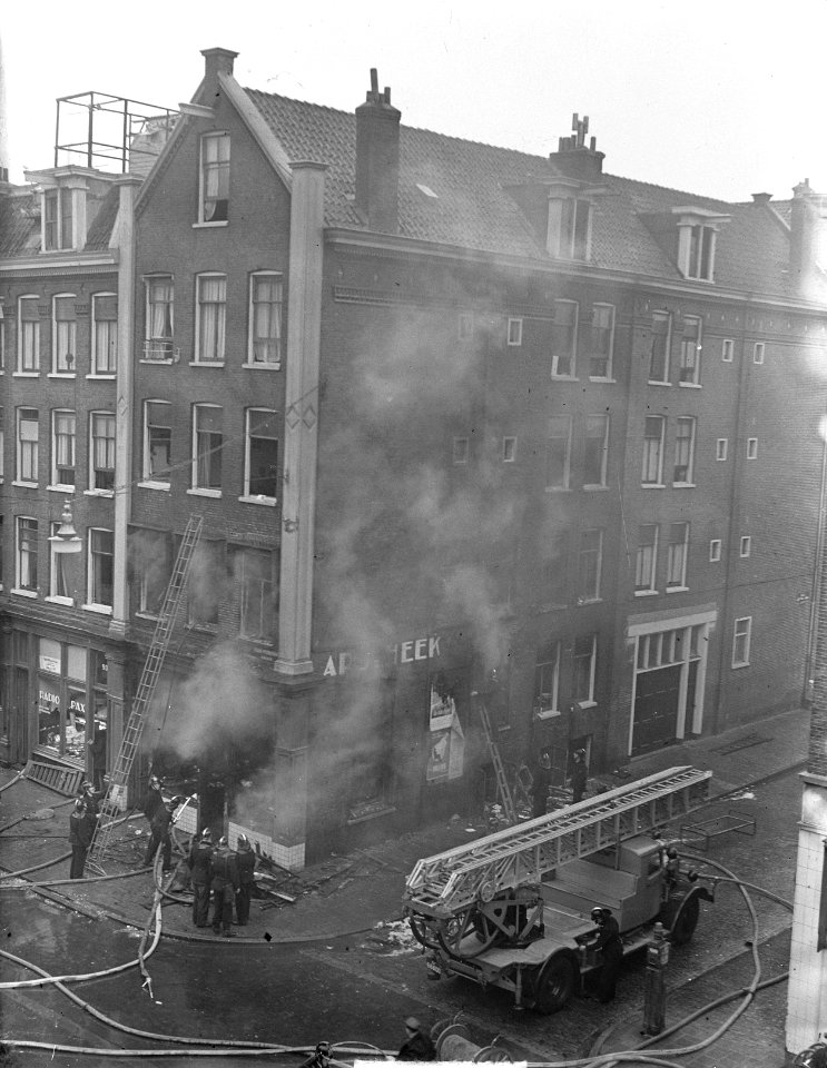 Brand Czaar Peterstraat 93 te Amsterdam, Bestanddeelnr 904-2874