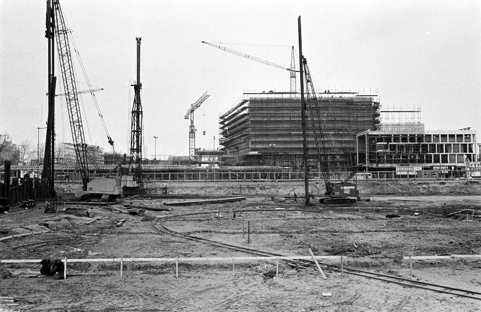 Bouw concertgebouw te Rotterdam, nr. 29, 30, 31, 32 achterzijde zuiden, Bestanddeelnr 916-0165