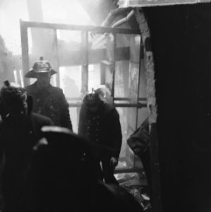 Brand in Tropenmuseum, gedeelte van dak werd verwoest, Bestanddeelnr 917-5558