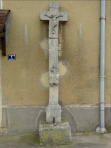 Brémoncourt (M-et-M) croix de chemin