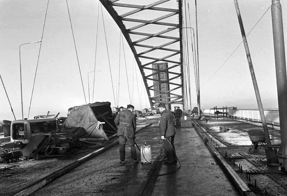Bouw Brienenoordbrug, de werkzaamheden, Bestanddeelnr 917-3036