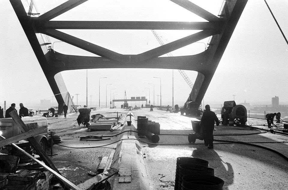 Bouw Brienenoordbrug, de werkzaamheden, Bestanddeelnr 917-3034