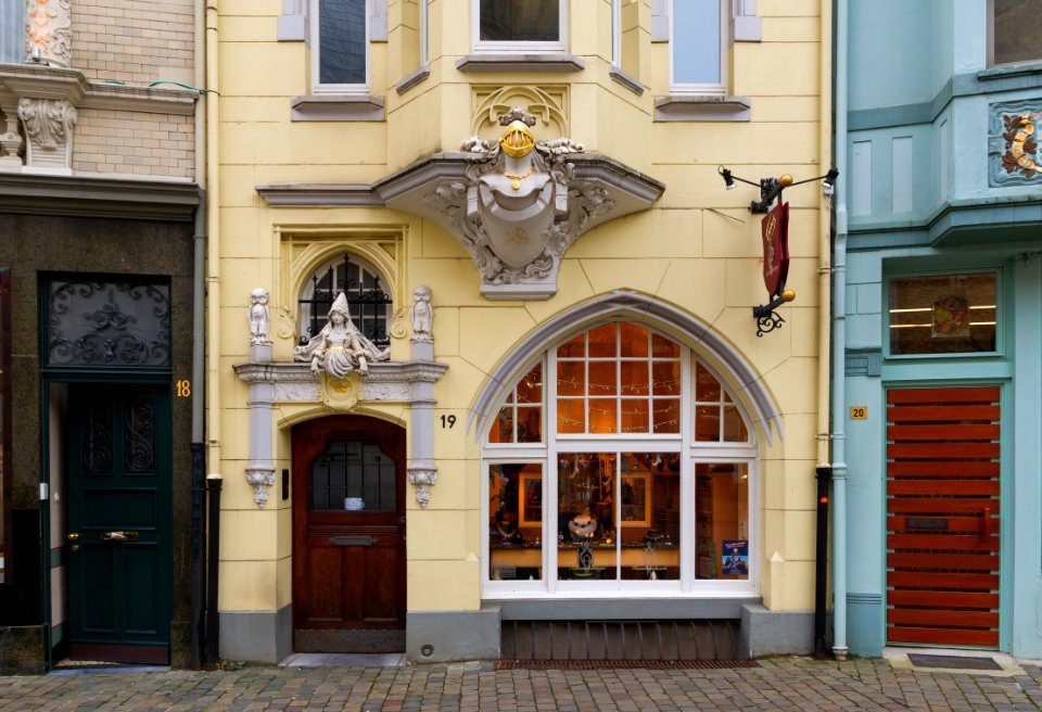 Boutique 19 Münsterplatz, Aachen, Germany