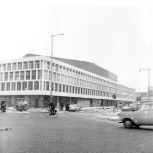 Bouw Concertgebouw te Rotterdam, zij-aanzicht, Schouwburgplein-zijde, Bestanddeelnr 918-7812