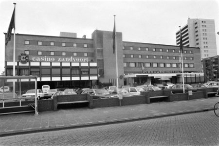 Bouwes-concern in Zandvoort exterieur casino Zandvoort, Bestanddeelnr 932-2507