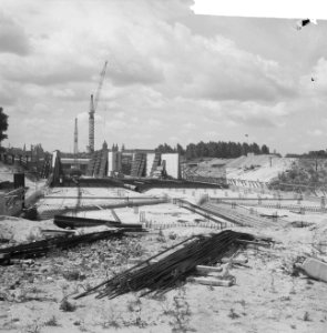Bouw IJtunnel, een overzicht tunnelingang uit Amsterdam Noord, Bestanddeelnr 916-6057