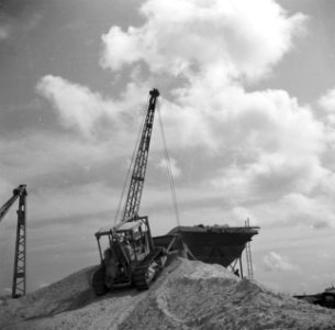 Bouwactiviteiten in de haven van Oranjestad op Aruba, Bestanddeelnr 252-7913