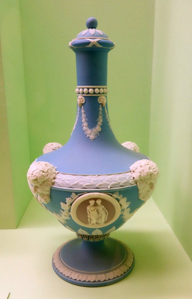 Bottle with Lid - Wedgwood, c. 1830 - Brooklyn Museum - DSC09075