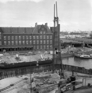 Bouw brug bij Centraal Station Amsterdam, Bestanddeelnr 913-6639