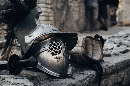 Weapons arena roman