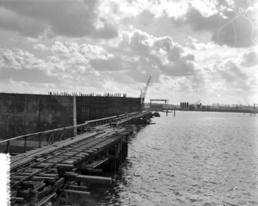 Bouw brug Buiten IJ bij Oranjesluizen, Bestanddeelnr 907-9492