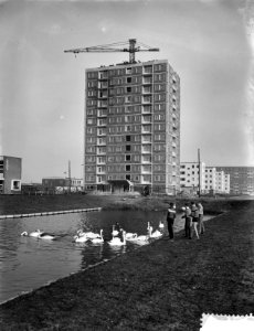 Bouw wolkenkrabber van 13 verdiepingen op de weg van Slotervaart naar tuindorp O, Bestanddeelnr 910-8801