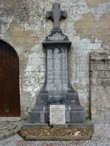 Bouquehault (Pas-de-Calais) monument aux morts