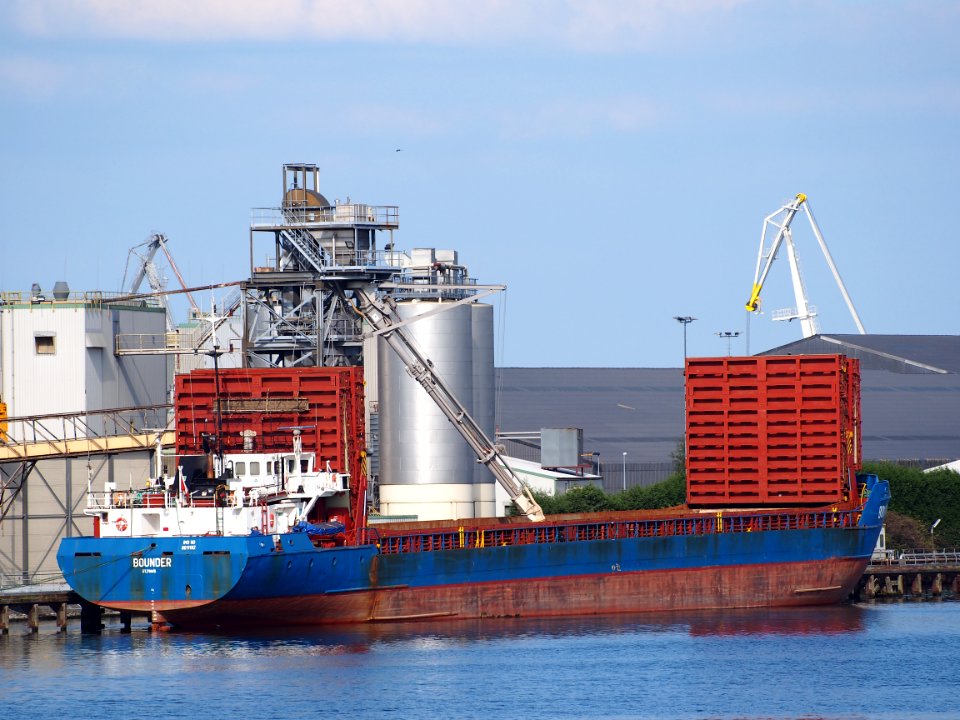 Bounder IMO 8611192