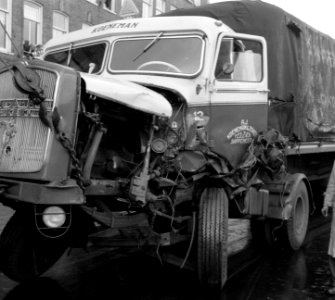 Botsing tram met vrachtauto Koeneman & Zonen Sappermeer, Bestanddeelnr 907-9225