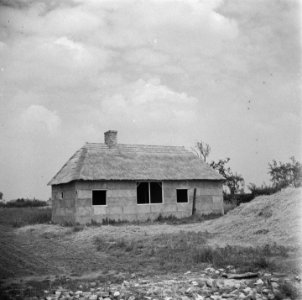 Bouw van noodwoningen bij Eindhoven, Bestanddeelnr 900-6340 photo