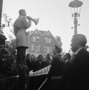 Bouwvakkers demonstreren in Amsterdam, Bestanddeelnr 916-9475