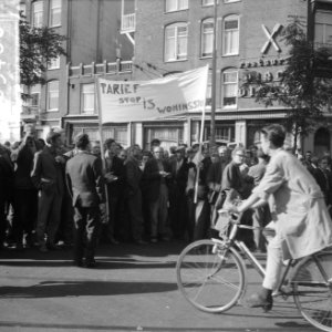 Bouwvakkers demonstreren in Amsterdam, Bestanddeelnr 916-9460
