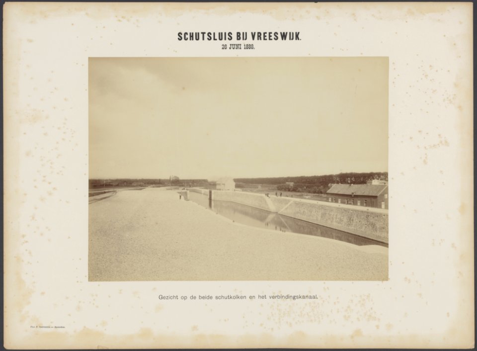 Bouw van een schutsluis bij Vreeswijk. Gezicht op de beide schutkolken en het ve, Bestanddeelnr 736