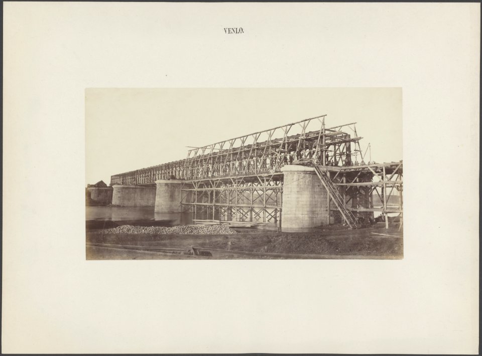 Bouw van de spoorbrug, Bestanddeelnr 650