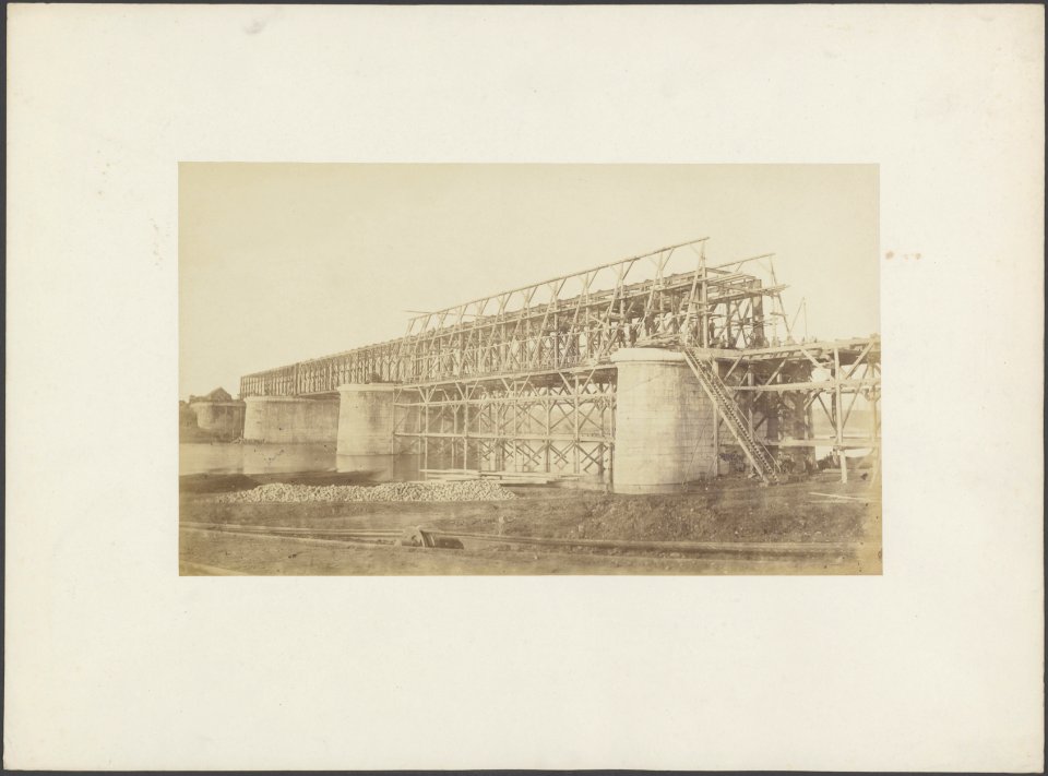 Bouw van een spoorbrug, Bestanddeelnr 439