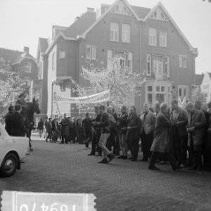 Bouwvakkers demonstreren in Amsterdam, Bestanddeelnr 916-9470