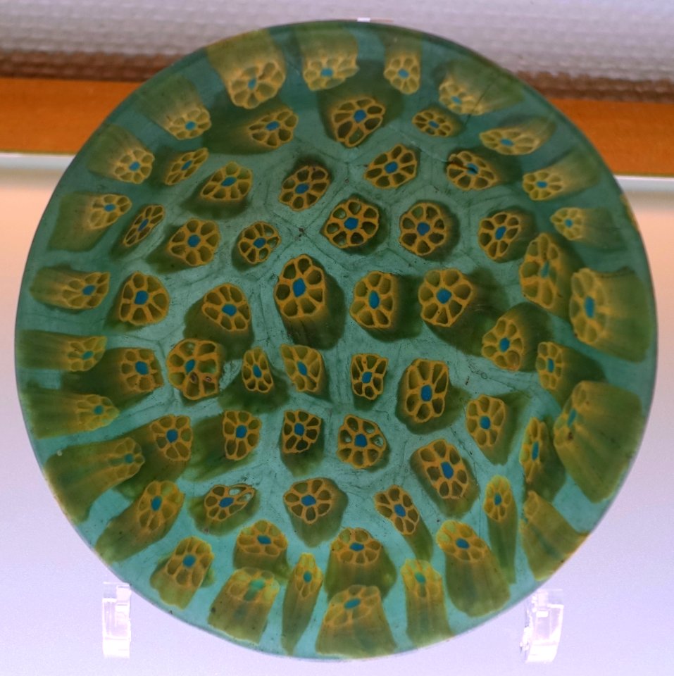 Bowl, Corroy-le-Grand, Waals-Brabant province, millefiore glass - Cinquantenaire Museum - Brussels, Belgium - DSC08725