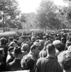 Bouwvakkers demonstreren in Amsterdam, Bestanddeelnr 916-9474