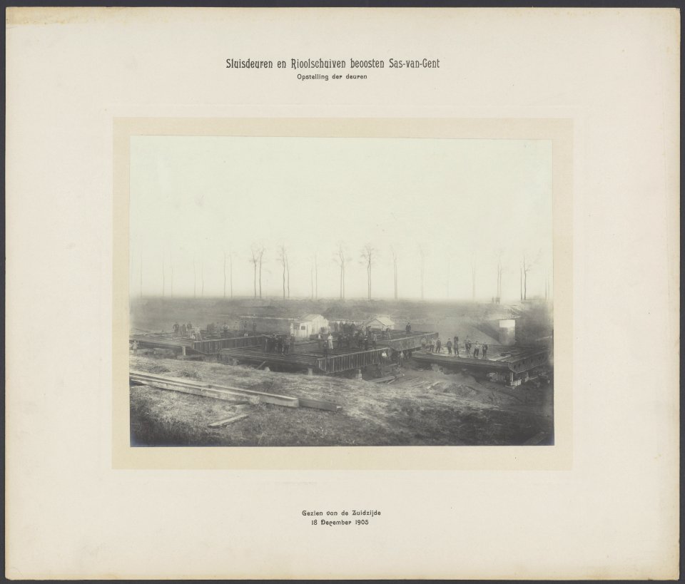 Bouw van de sluisdeuren en rioolschuiven ten behoeve van een sluis beoosten Sas , Bestanddeelnr 862
