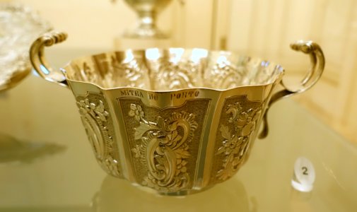 Bowl, probably from Portugal, 1750-1800, silver - Museu Nacional de Soares dos Reis - Porto, Portugal - DSC00549